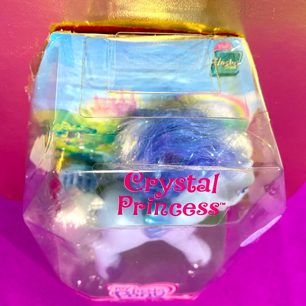MY LITTLE PONY G3 NWT VTG 2005 CRYSTAL PRINCESS PEGASUS WINGED PONY SILVER GLOW - Picture 12 of 16